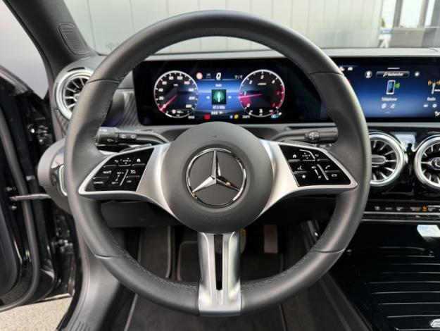 MERCEDES-BENZ Classe A 180 d Progressive Line  