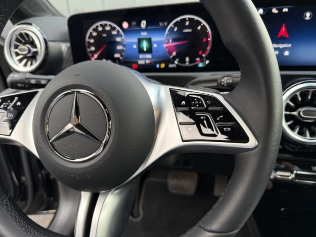 MERCEDES-BENZ Classe A 180 d Progressive Line  