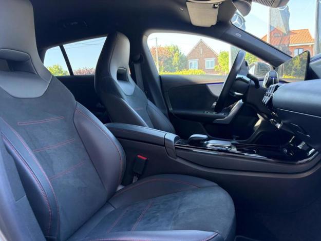 MERCEDES-BENZ CLA-Klasse CLA 200 Shooting Brake