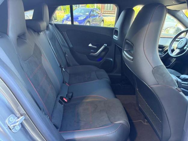 MERCEDES-BENZ CLA-Klasse CLA 200 Shooting Brake