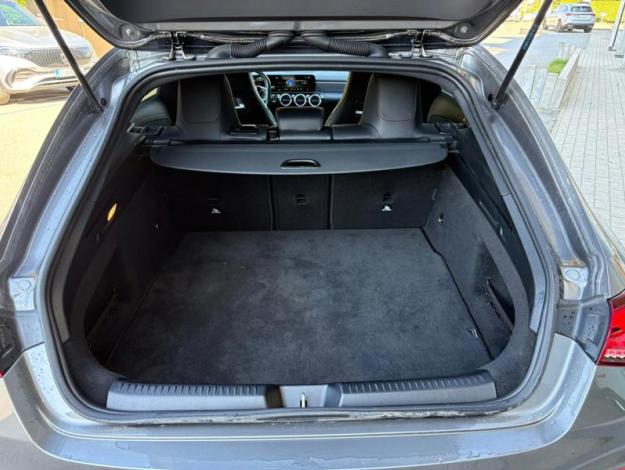 MERCEDES-BENZ CLA-Klasse CLA 200 Shooting Brake