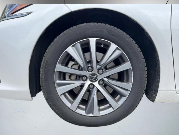 LEXUS ES 300H BUSINESS PLUS  