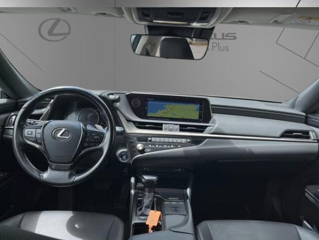LEXUS ES 300H BUSINESS PLUS  