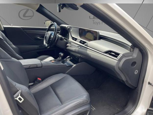 LEXUS ES 300H BUSINESS PLUS  