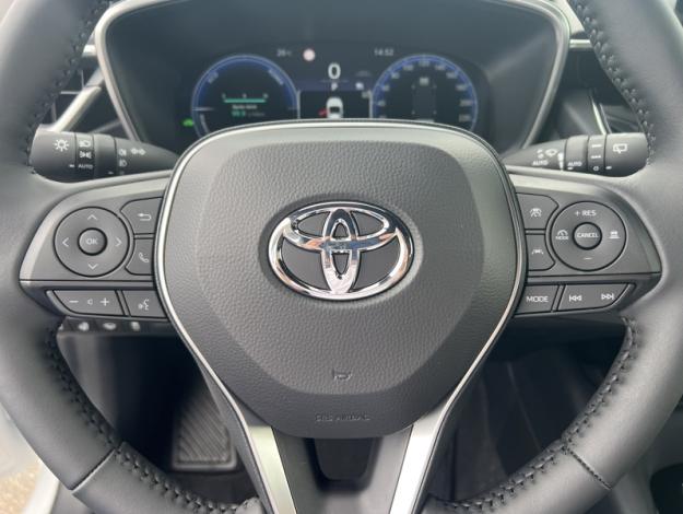 TOYOTA Corolla 1.8L 140 CH DYNBUSINESS MY24  COROLLA 1.8L 140 CH DYNBUSINESS MY24