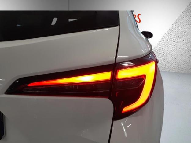TOYOTA Corolla Touring Sports Hybrid Design   