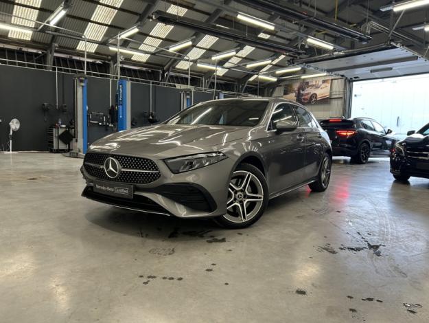 MERCEDES-BENZ A 250 AMG line  