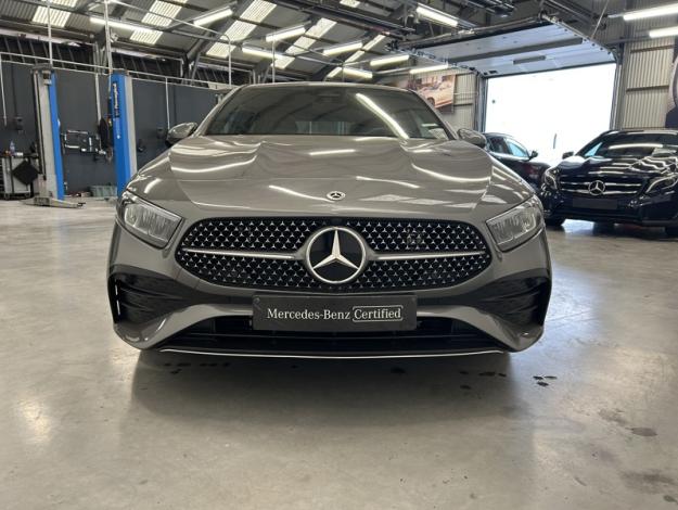 MERCEDES-BENZ A 250 AMG line  