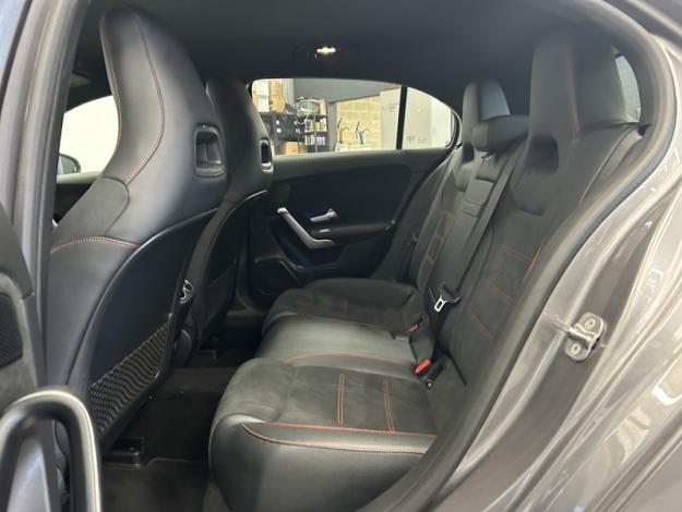 MERCEDES-BENZ A 250 AMG line  