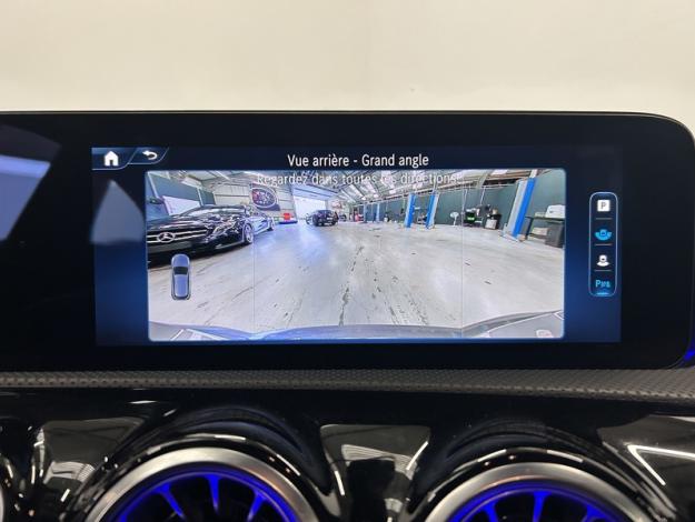 MERCEDES-BENZ A 250 AMG line  