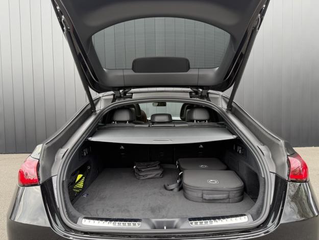 MERCEDES-BENZ GLC Coupé GLC 300 e Hybrid EQ 4MATIC Coupé AMG Line +  GLC 300 e Hybrid EQ 4MATIC Coupé AMG Line +