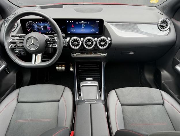 MERCEDES-BENZ GLA 200 d AMG Line  