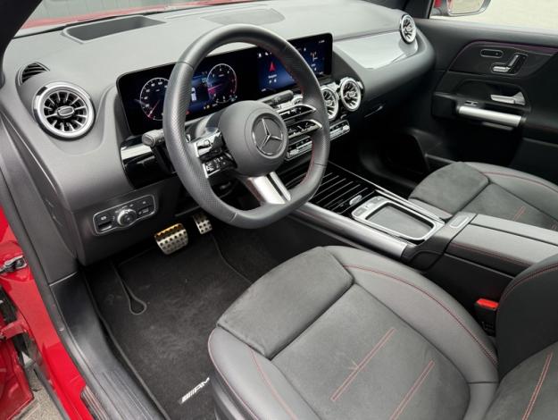 MERCEDES-BENZ GLA 200 d AMG Line  