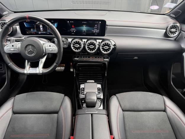 MERCEDES-BENZ CLA Coupé Mercedes-AMG CLA 35 4MATIC Coupé  Mercedes-AMG CLA 35 4MATIC Coupé
