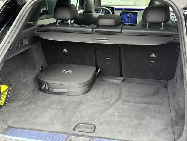 MERCEDES-BENZ EQE SUV 300 AMG AIRMATIC Toit Pano  