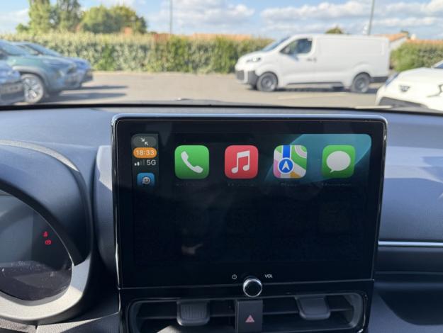 TOYOTA Yaris Hybride Hybride 116h Design  MC24