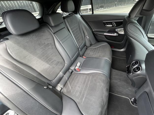 MERCEDES-BENZ C-Klasse C 300 d e break