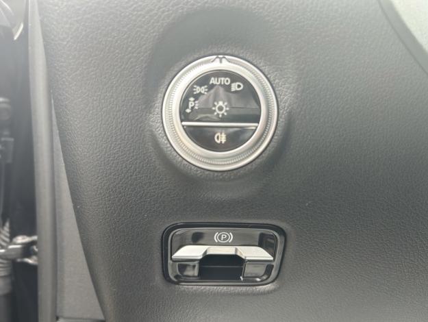 MERCEDES-BENZ C-Klasse C 300 d e break