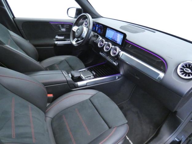 MERCEDES-BENZ GLB 200 d AMG Line  