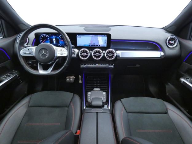 MERCEDES-BENZ GLB 200 d AMG Line  