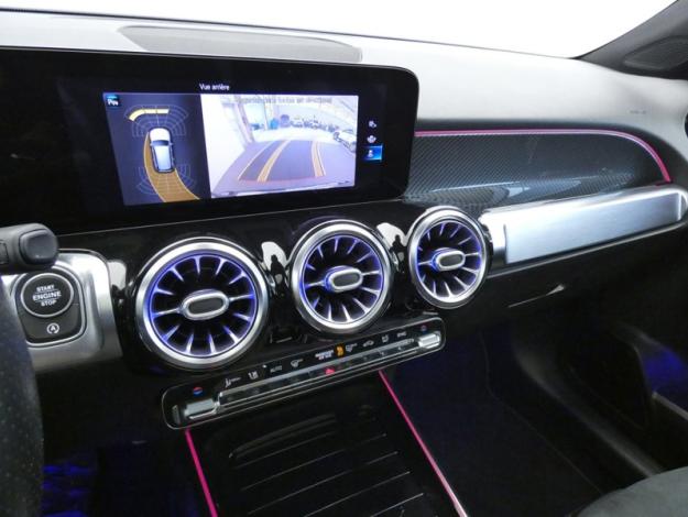 MERCEDES-BENZ GLB 200 d AMG Line  