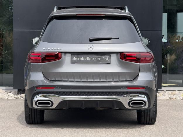 MERCEDES-BENZ GLB 200 d AMG Line  