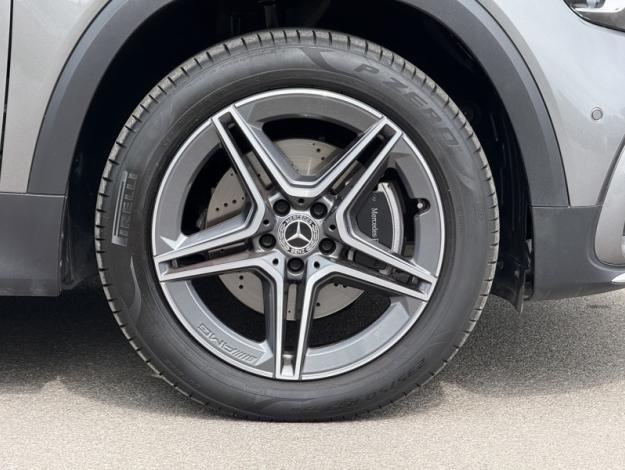 MERCEDES-BENZ GLB 200 d AMG Line  