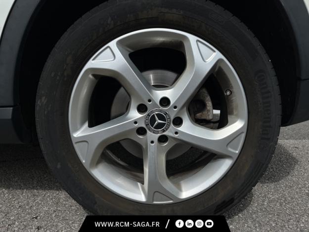 MERCEDES-BENZ GLA 200 d Sensation  