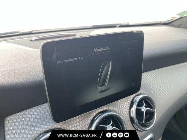 MERCEDES-BENZ GLA 200 d Sensation  
