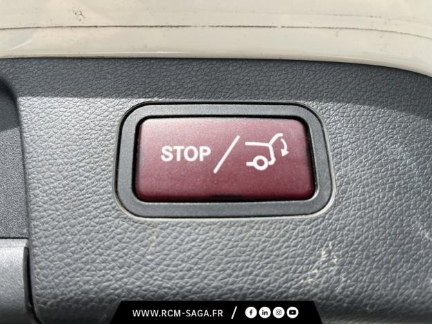 MERCEDES-BENZ GLA 200 d Sensation  
