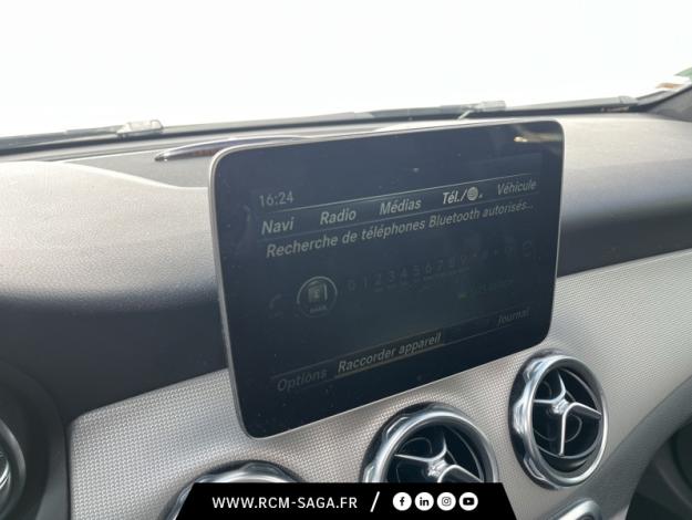 MERCEDES-BENZ GLA 200 d Sensation  