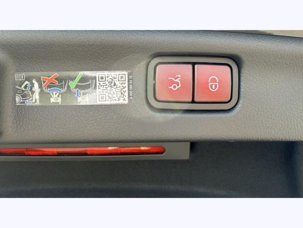 MERCEDES-BENZ Classe C Berline Classe C 300 e Hybrid EQ Berline AMG Line  Classe C 300 e Hybrid EQ Berline AMG Line