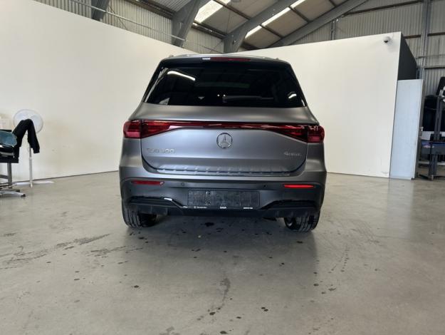 MERCEDES-BENZ EQB EQB 300 4MATIC AMG Line