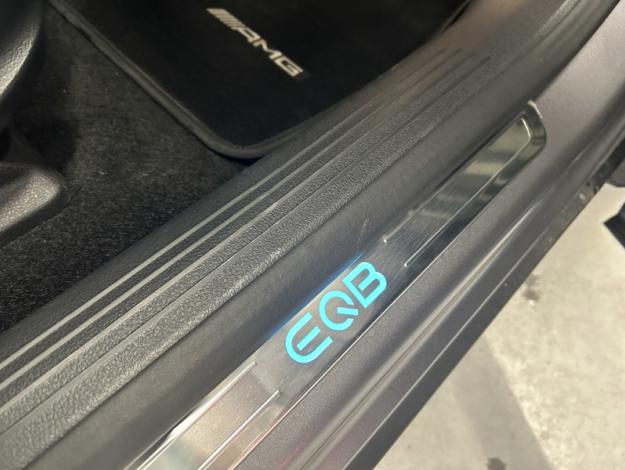 MERCEDES-BENZ EQB EQB 300 4MATIC AMG Line