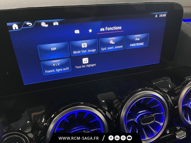 MERCEDES-BENZ EQA 250+ AMG Line  
