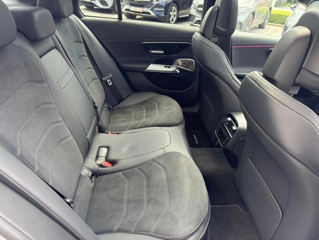MERCEDES-BENZ E-Klasse E 300 de