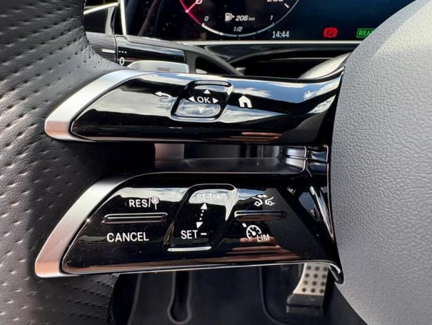 MERCEDES-BENZ E-Klasse E 300 de