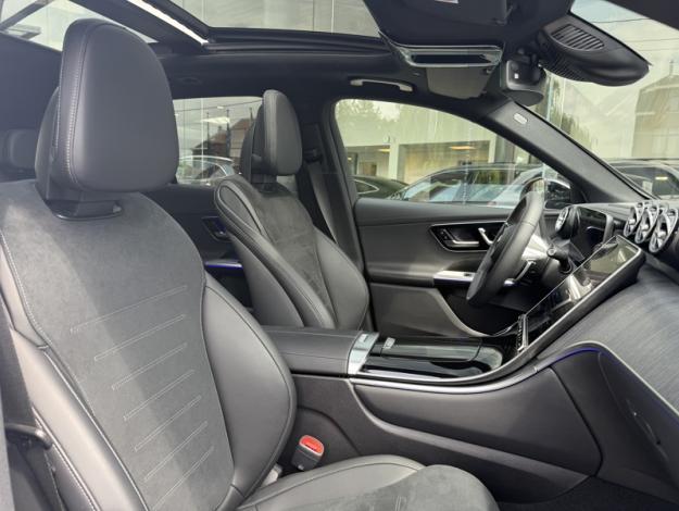 MERCEDES-BENZ GLC 300 e 4M Pack AMG Pano Burmester  