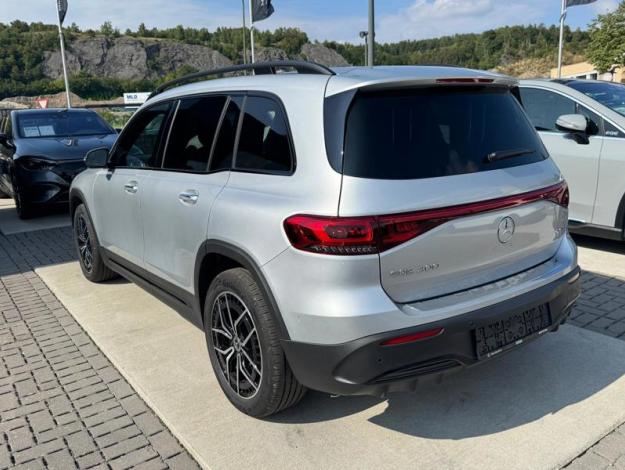 MERCEDES-BENZ EQB EQB 300 4MATIC Edition