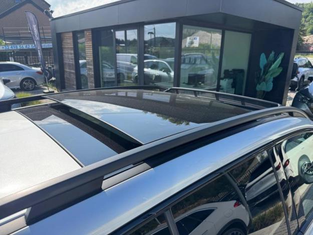 MERCEDES-BENZ EQB EQB 300 4MATIC Edition