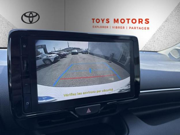 TOYOTA Yaris Hybrid Dynamic Business  1.5 116 ch 