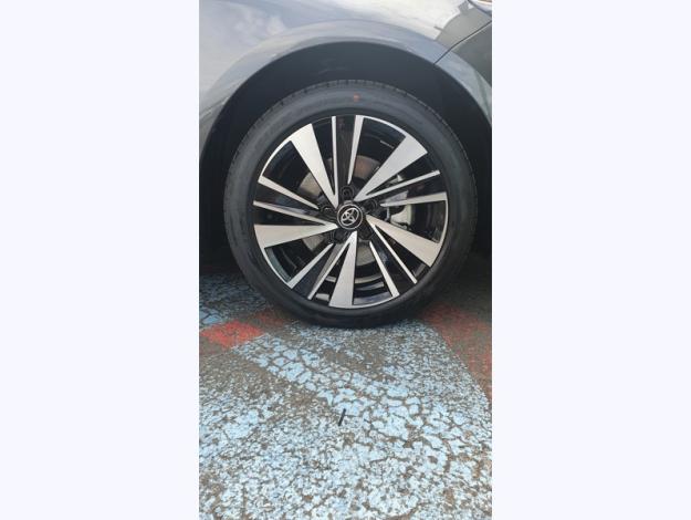 TOYOTA Corolla Touring Sports Hybride 2.0L 178 Design  COROLLA TS 2.0L HYBRIDE DESIGN CONFORT