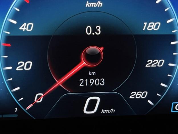 MERCEDES-BENZ GLA 200 Progressive Line  