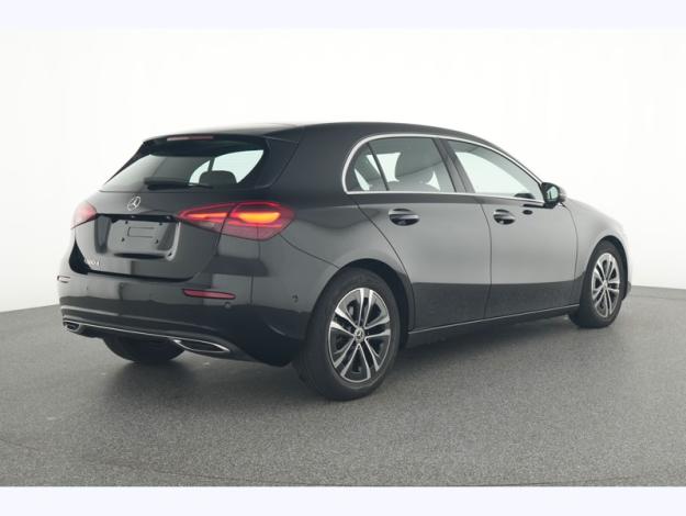 MERCEDES-BENZ A 180 d Business Line  