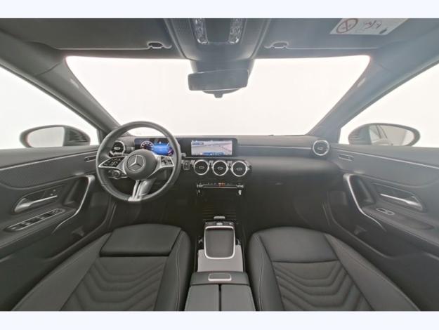 MERCEDES-BENZ A 180 d Business Line  