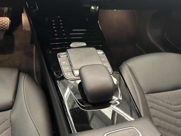MERCEDES-BENZ A-Klasse A 250 e Business Line