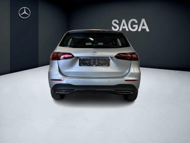 MERCEDES-BENZ B 180 d Facelift Luxury Line  