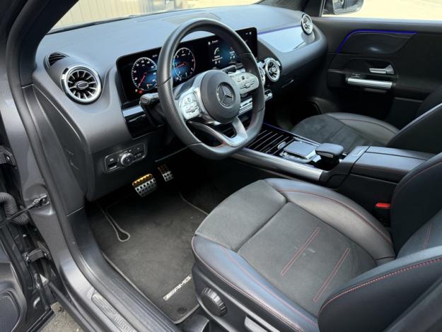 MERCEDES-BENZ GLA 200 d AMG Line  