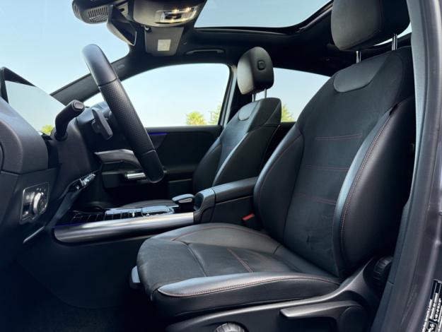 MERCEDES-BENZ GLA 200 d AMG Line  