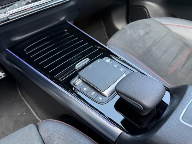 MERCEDES-BENZ GLA 200 d AMG Line  